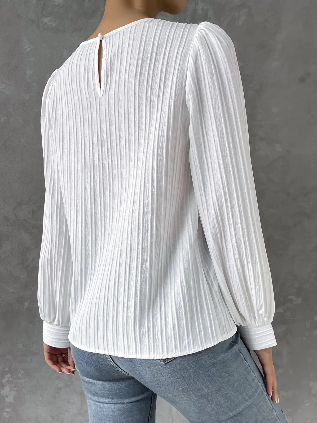 2023 Fall New Casual Solid Round Neck Long Sleeve Shirts White Women's Blouses