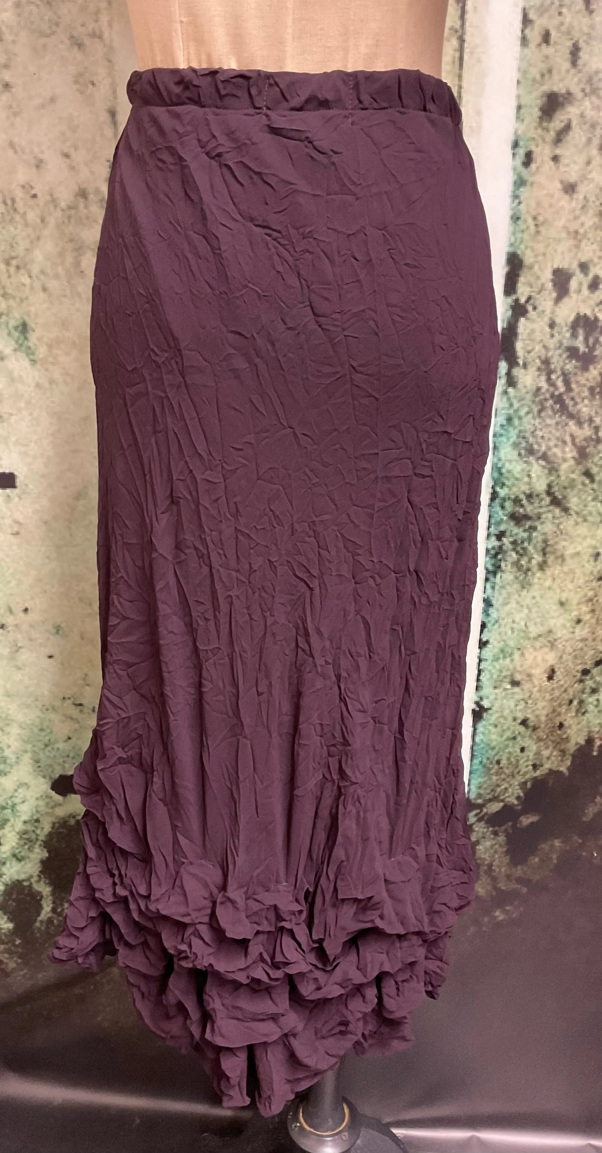 #5440 BlackBerry crinkle midi skirt with elasticated waist