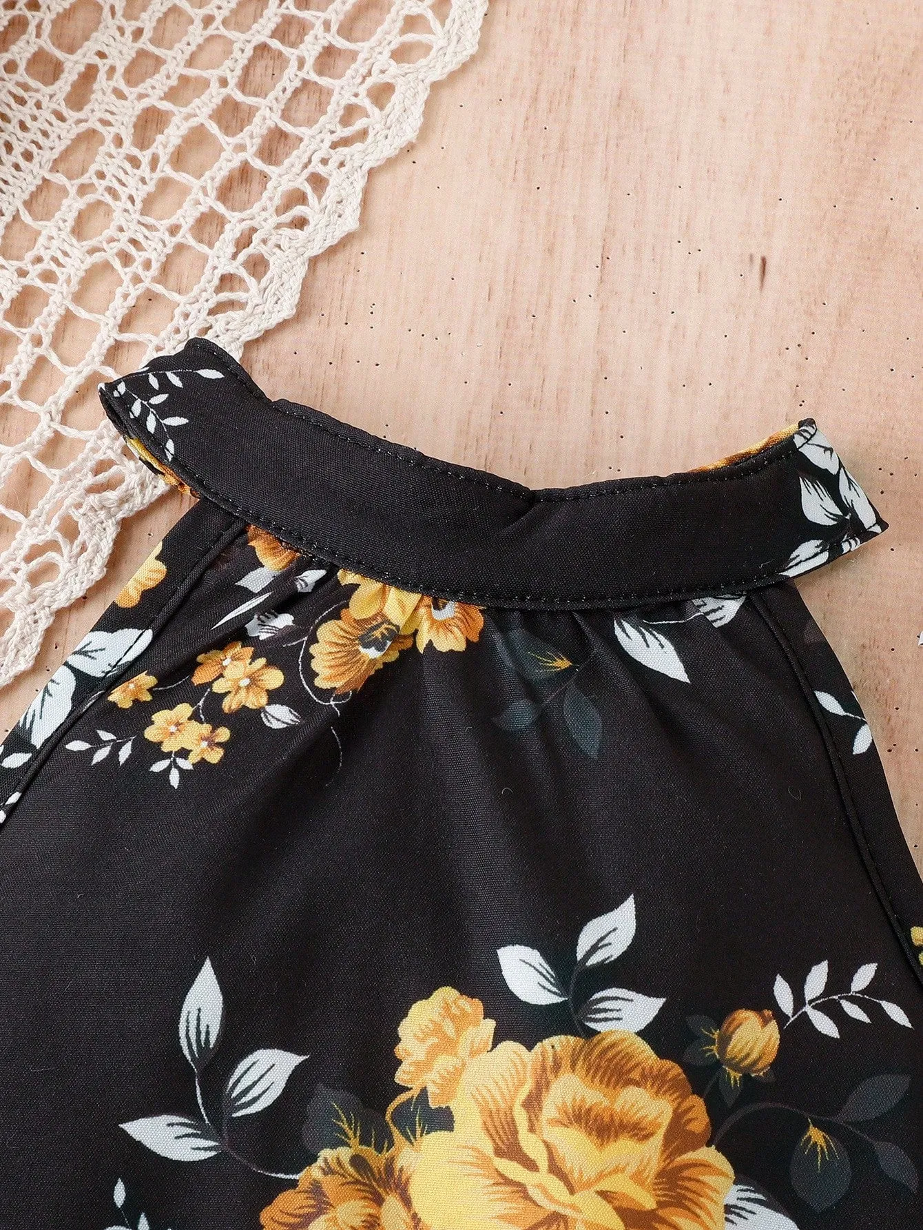 Baby Girl Floral Print Halter Top & Layer Hem Skirt & Hat FD
