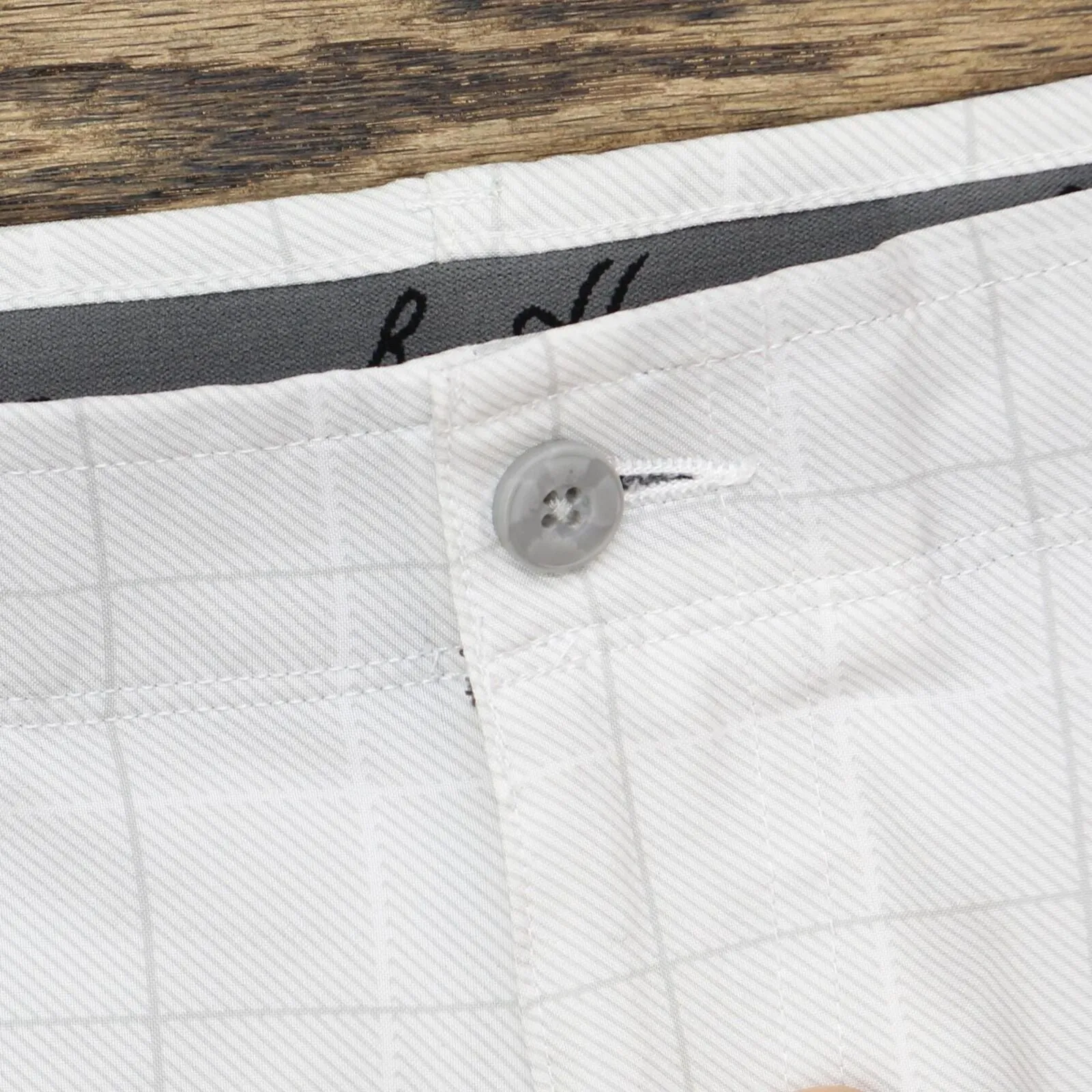 Ben Hogan Mens Golf Plaid Stretch Shorts 166a0e09cc81a9 Gray Plaid 36
