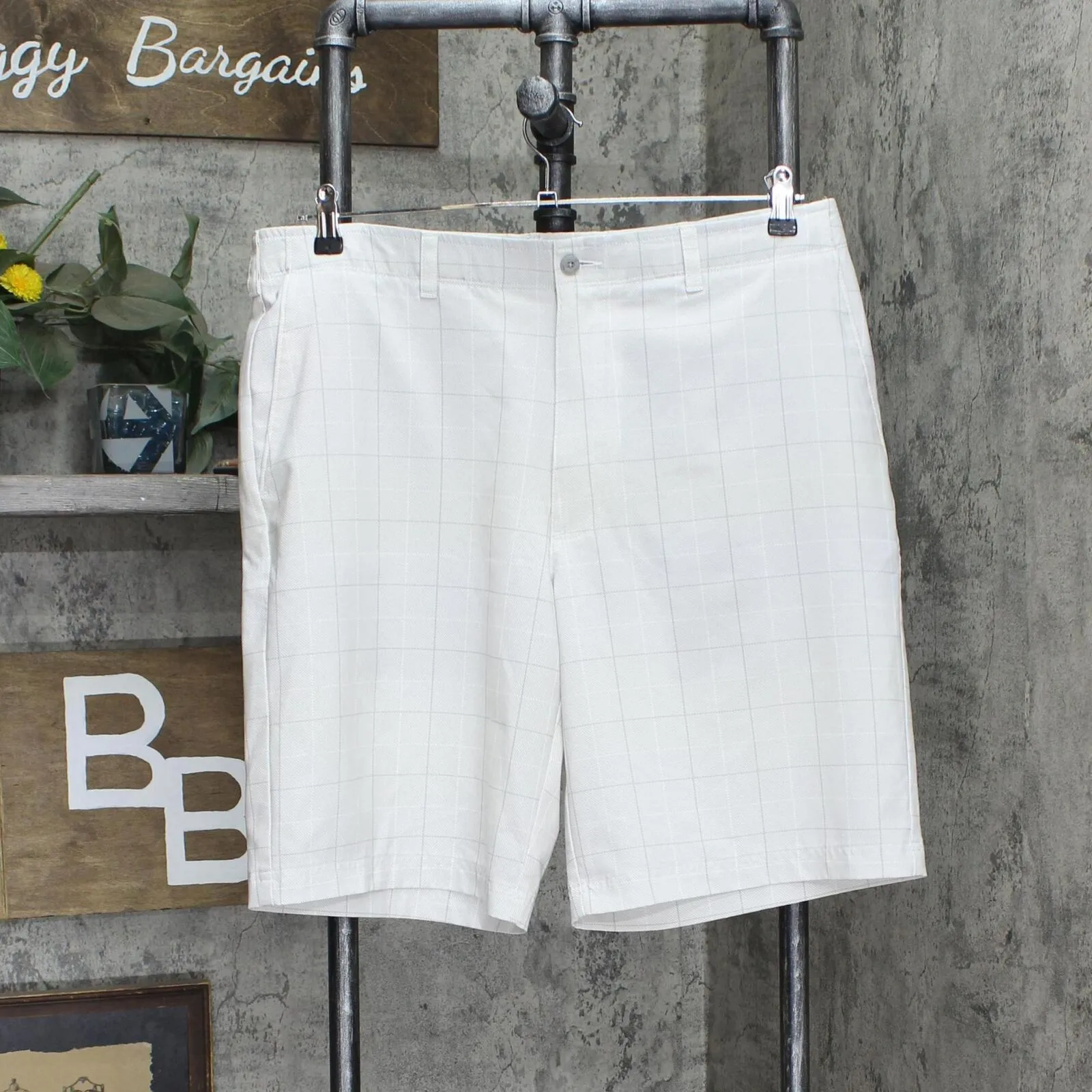 Ben Hogan Mens Golf Plaid Stretch Shorts 166a0e09cc81a9 Gray Plaid 36