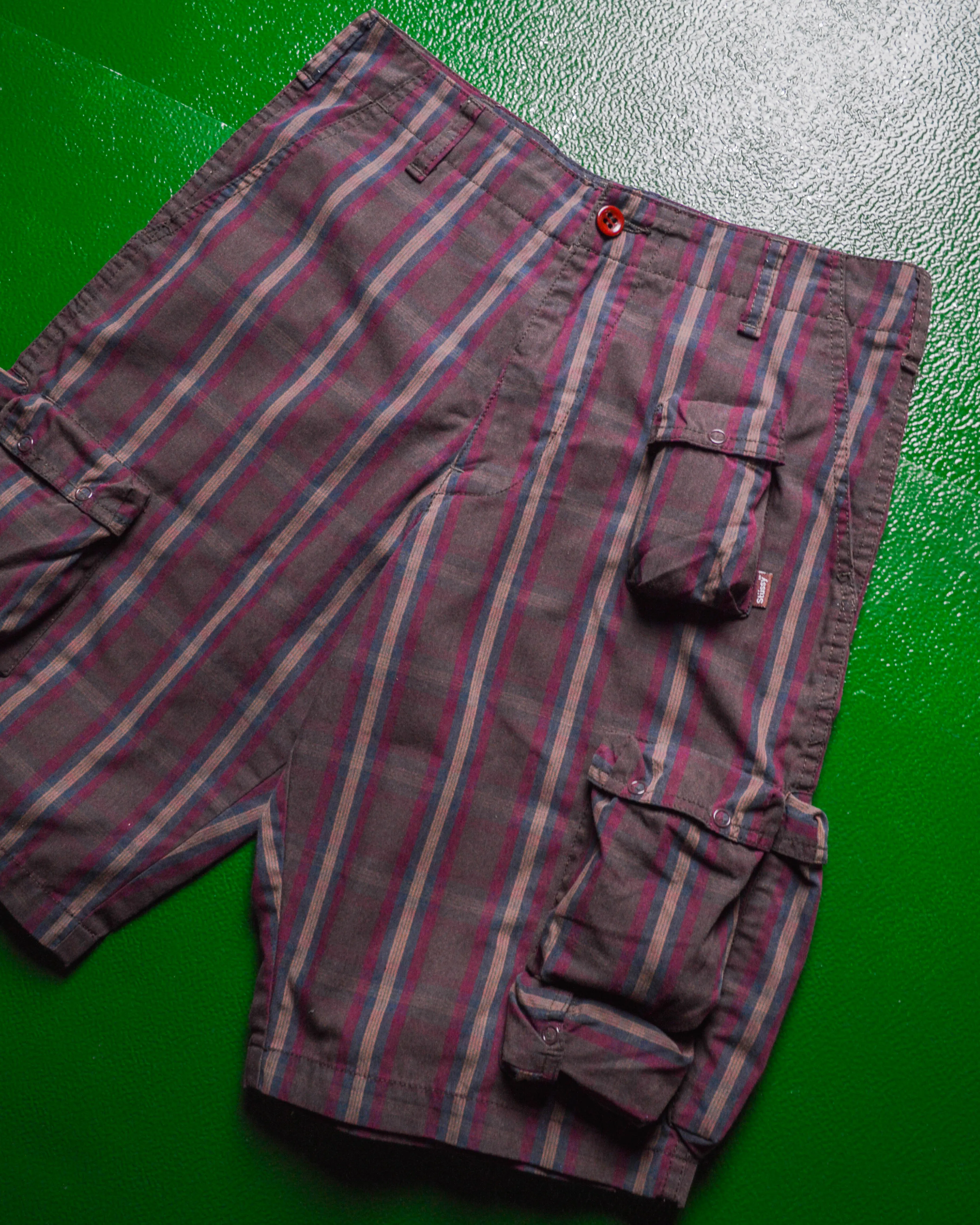 Burgundy Plaid Multi Pocket Cargo Shorts (28~30)