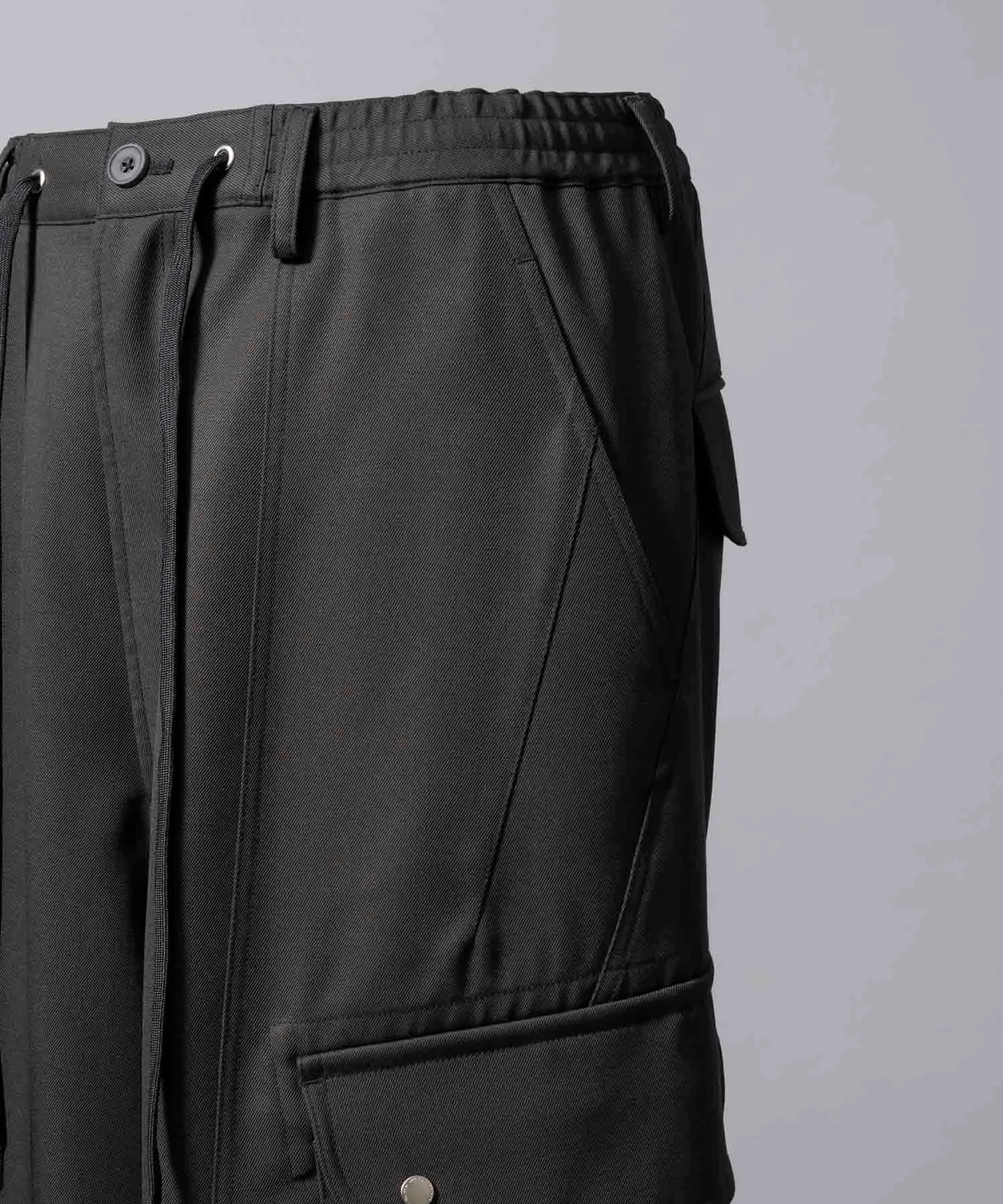 Chambray Wool Prime-Wide Three-Dimensional Cutting Cargo Pants