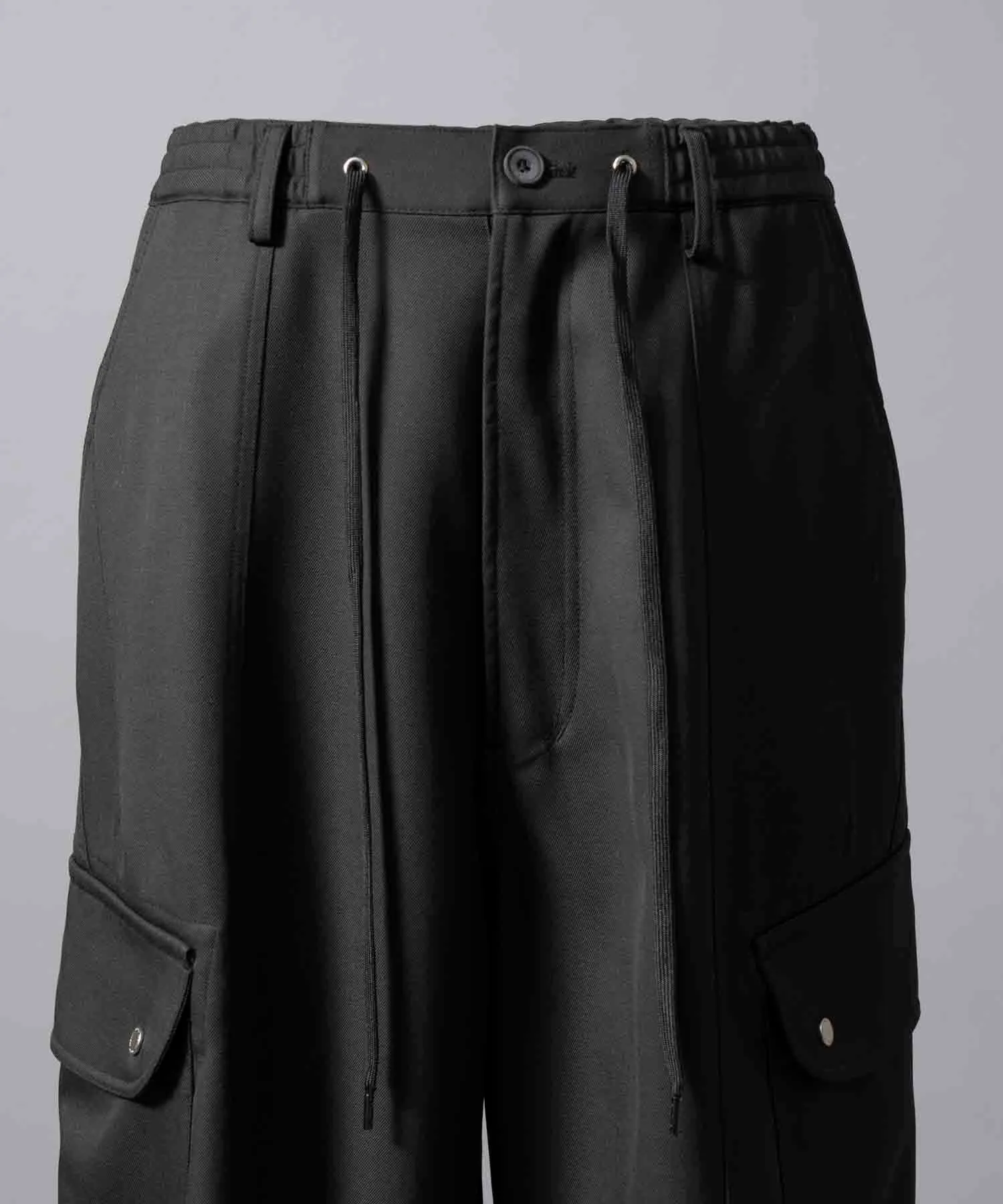Chambray Wool Prime-Wide Three-Dimensional Cutting Cargo Pants