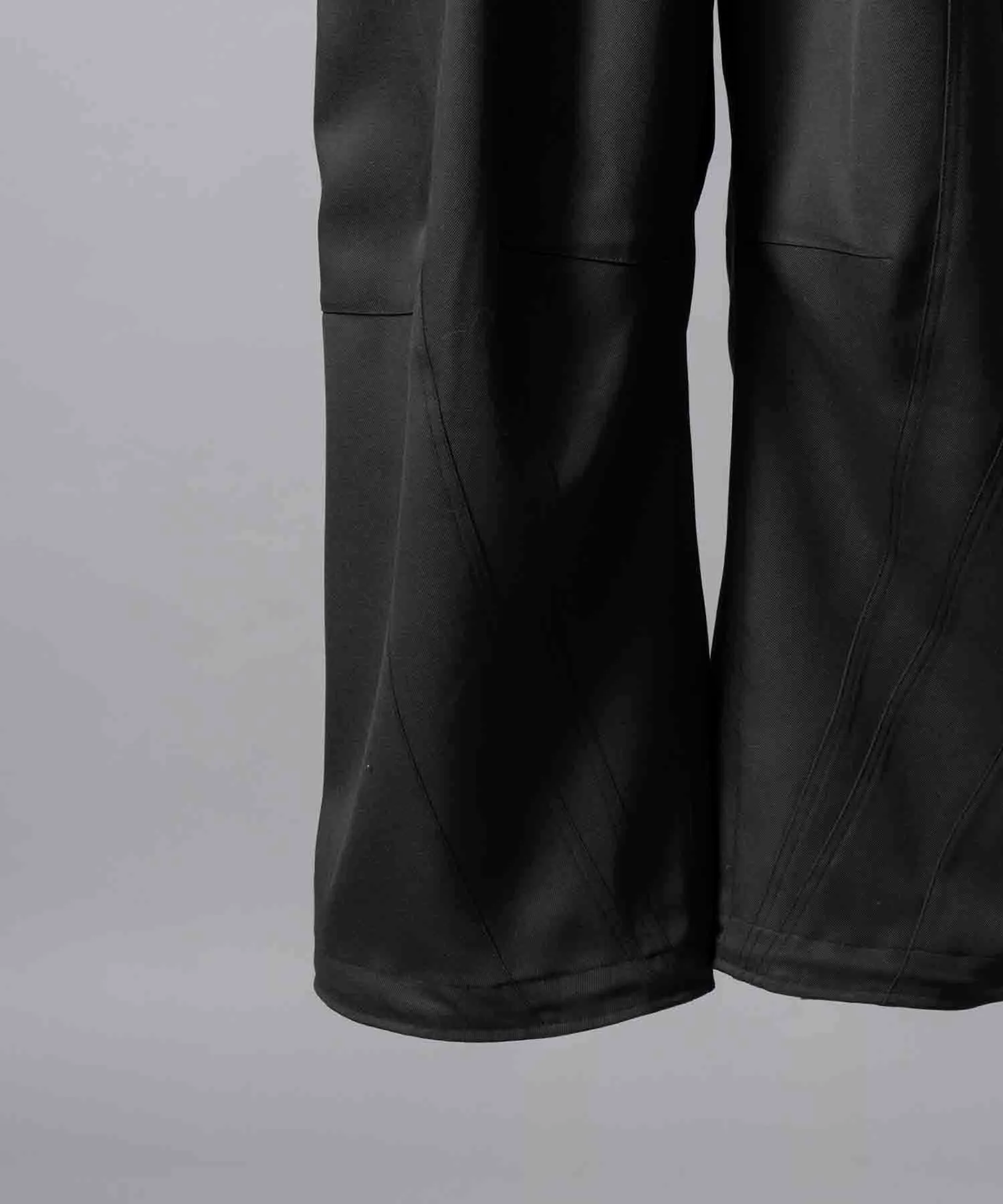 Chambray Wool Prime-Wide Three-Dimensional Cutting Cargo Pants