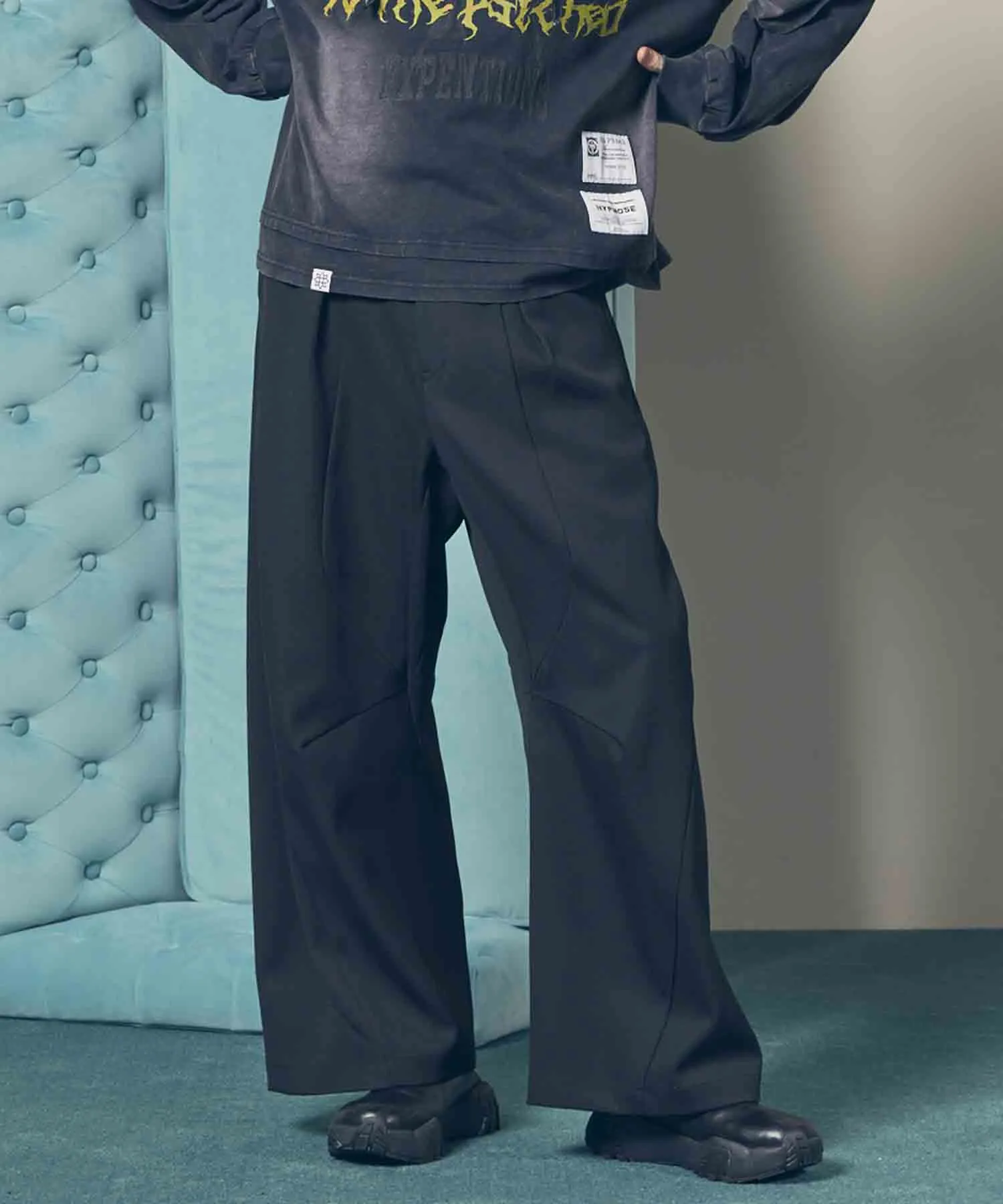 Chambray Wool Prime-Wide Three-Dimensional Cutting Pants
