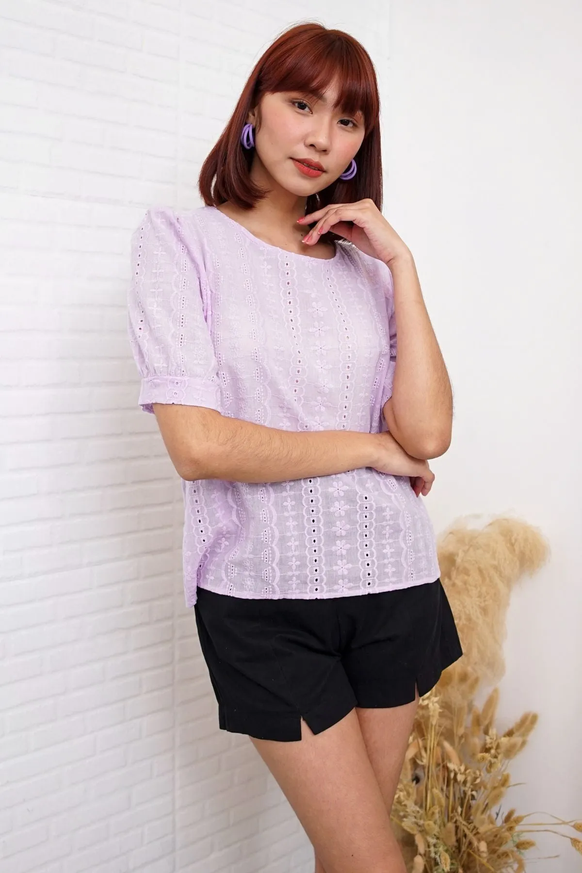 CHARLEE Puff-Sleeve Eyelet Top (Lilac)