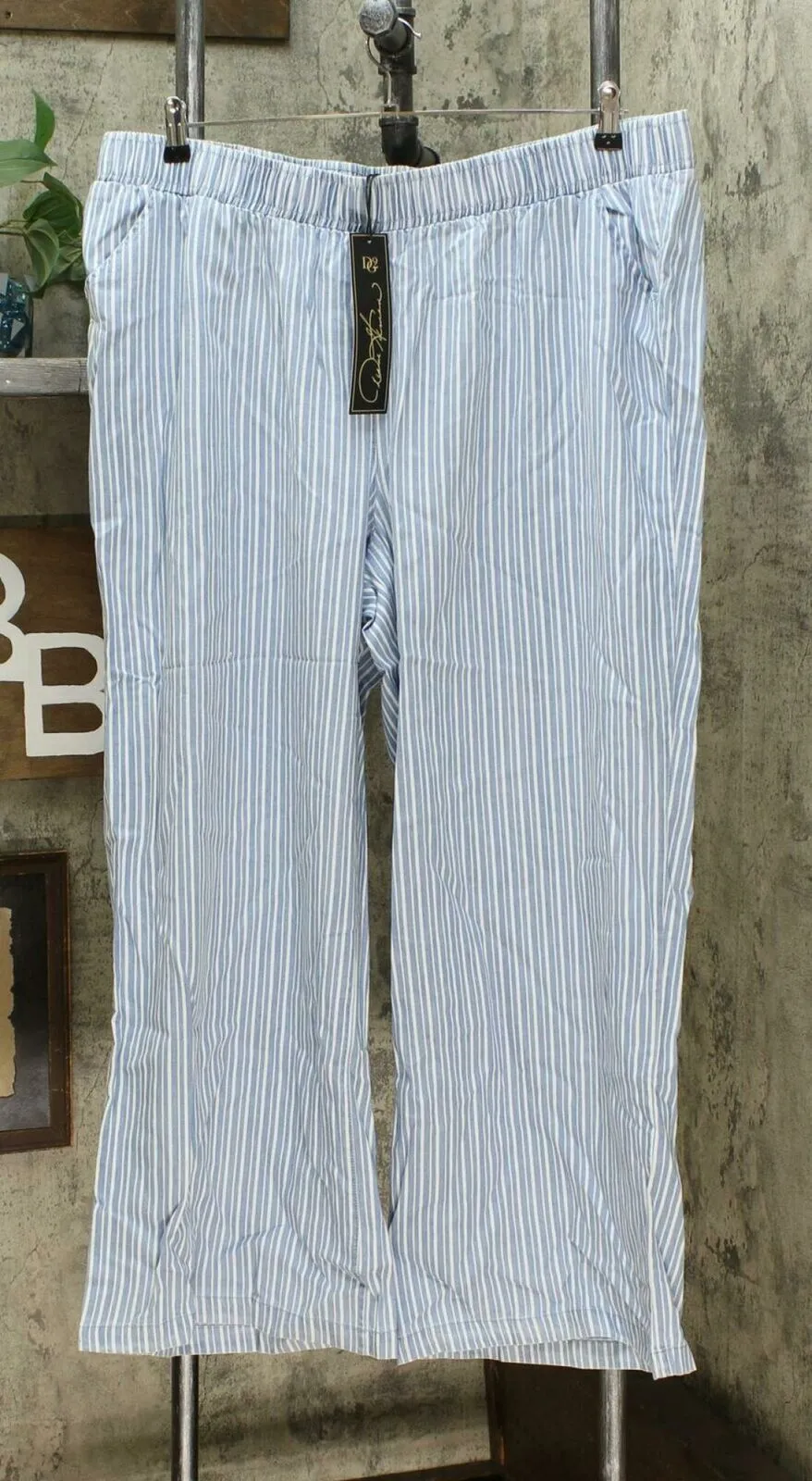 DG2 by Diane Gilman Women's Plus Size SoftCell Chambray Stripe Wide Leg Pants 2X