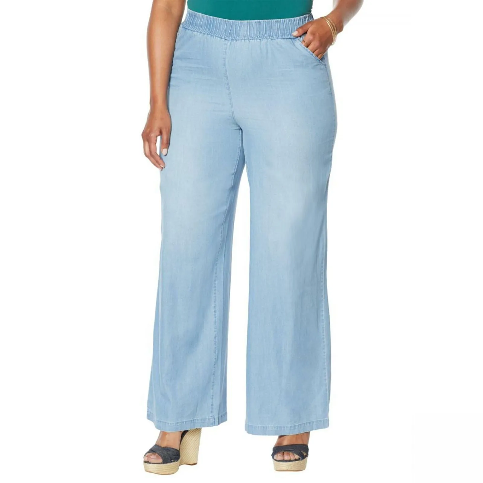DG2 by Diane Gilman Women's Plus Size SoftCell Chambray Wide Leg Pants