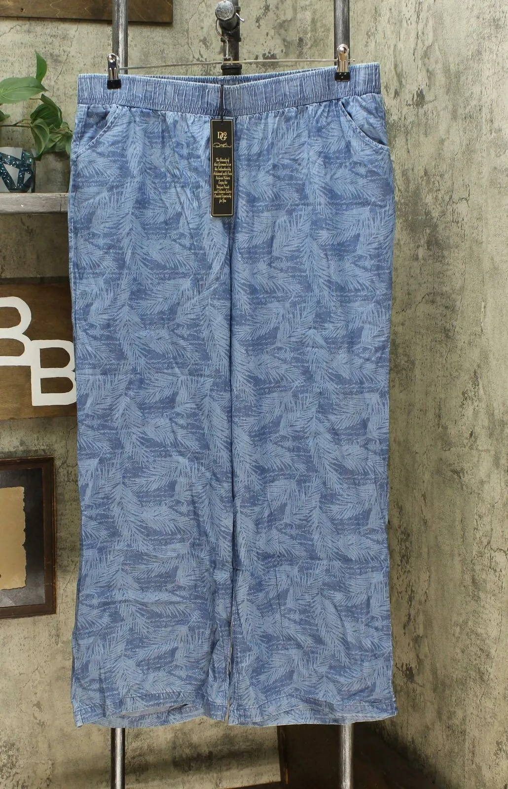 DG2 by Diane Gilman Women's Plus Size SoftCell Chambray Wide Leg Pants