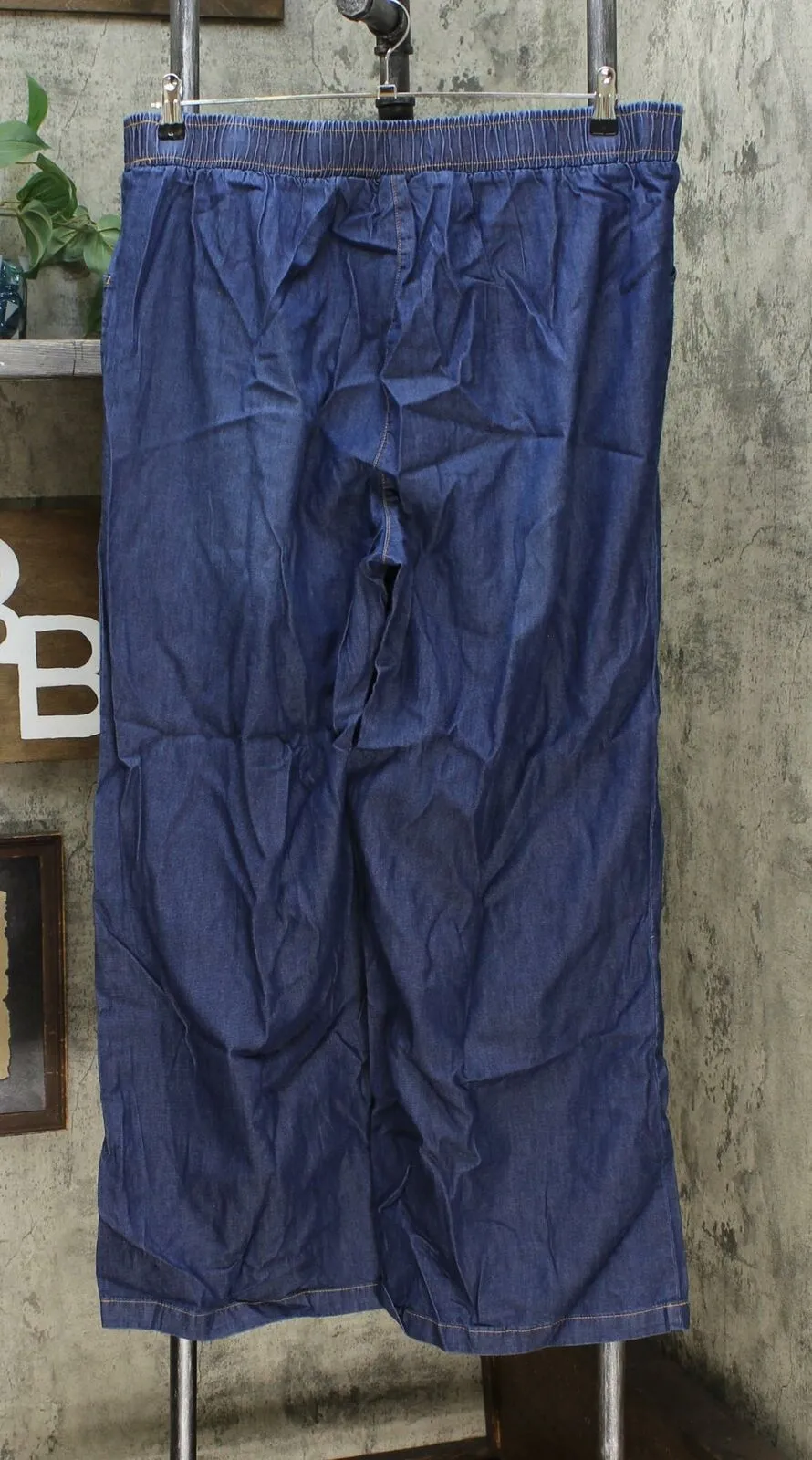 DG2 by Diane Gilman Women's Plus Size SoftCell Chambray Wide Leg Pants