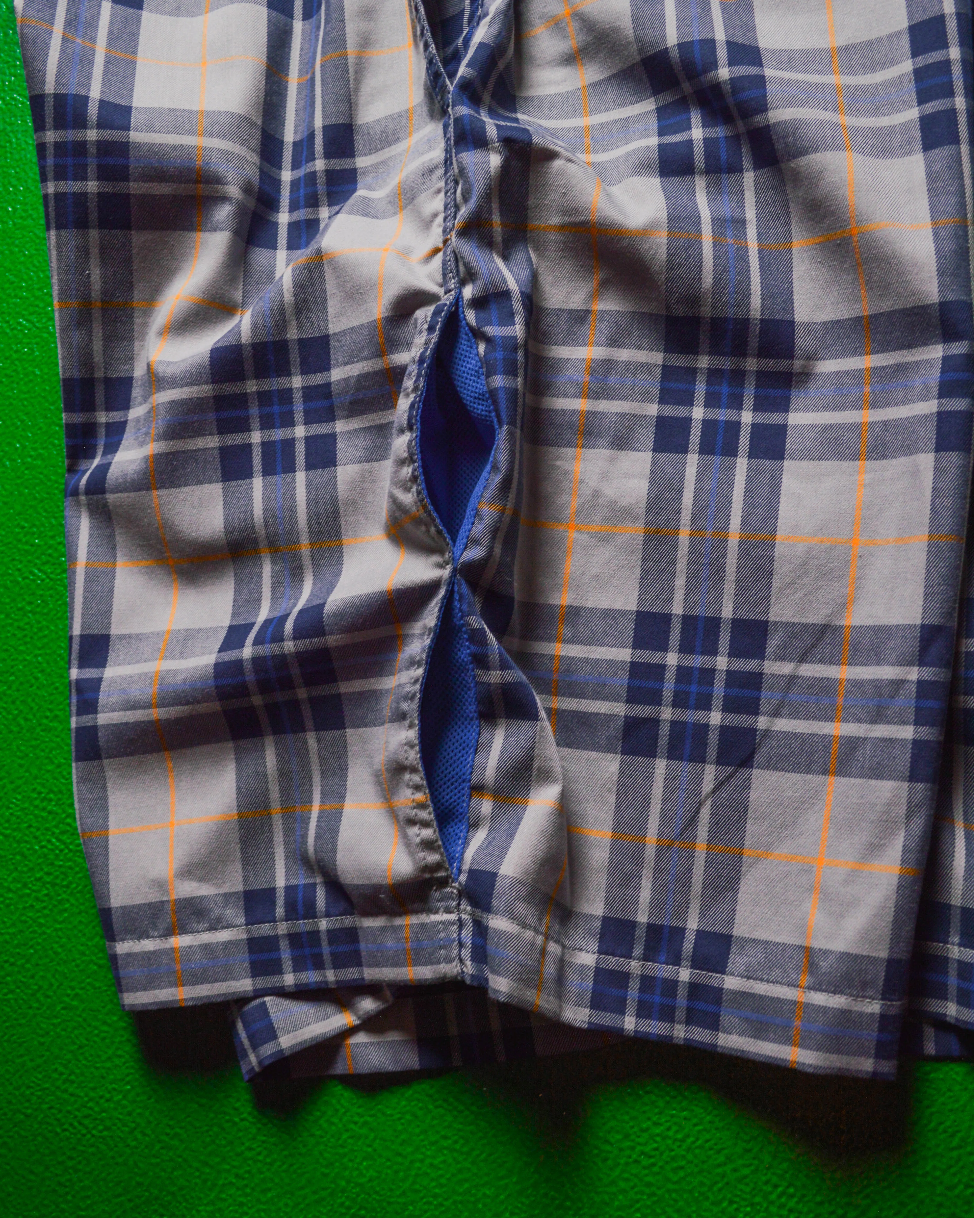 Early 2000s Plaid / Check Mesh Ventilation Shorts  (32~34)