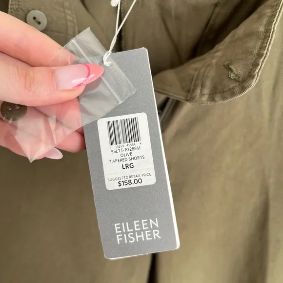 Eileen Fisher Tapered Tencel Casual Summer Shorts Olive Size Large NEW