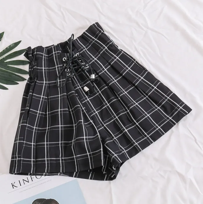 Elastic Waist With Tie Plaid Shorts
