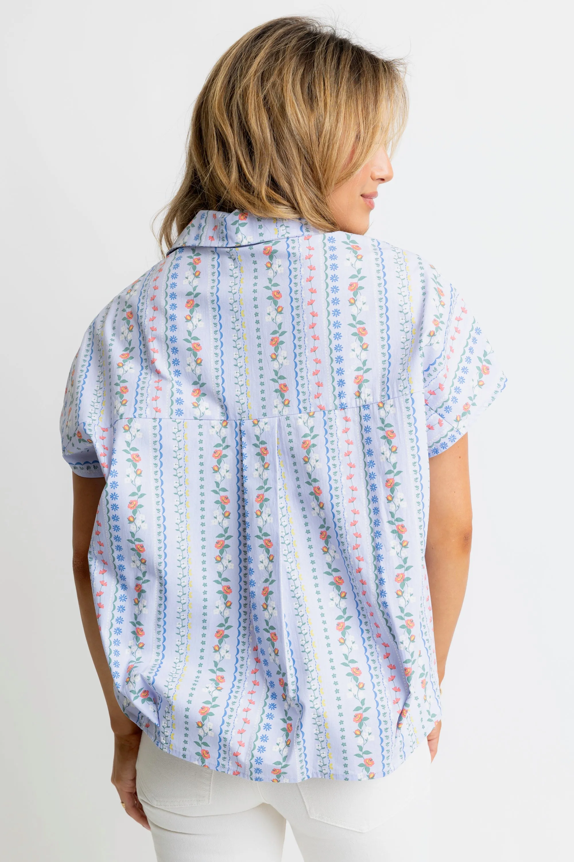 Floral French Vine Classic V Neck Collar Top