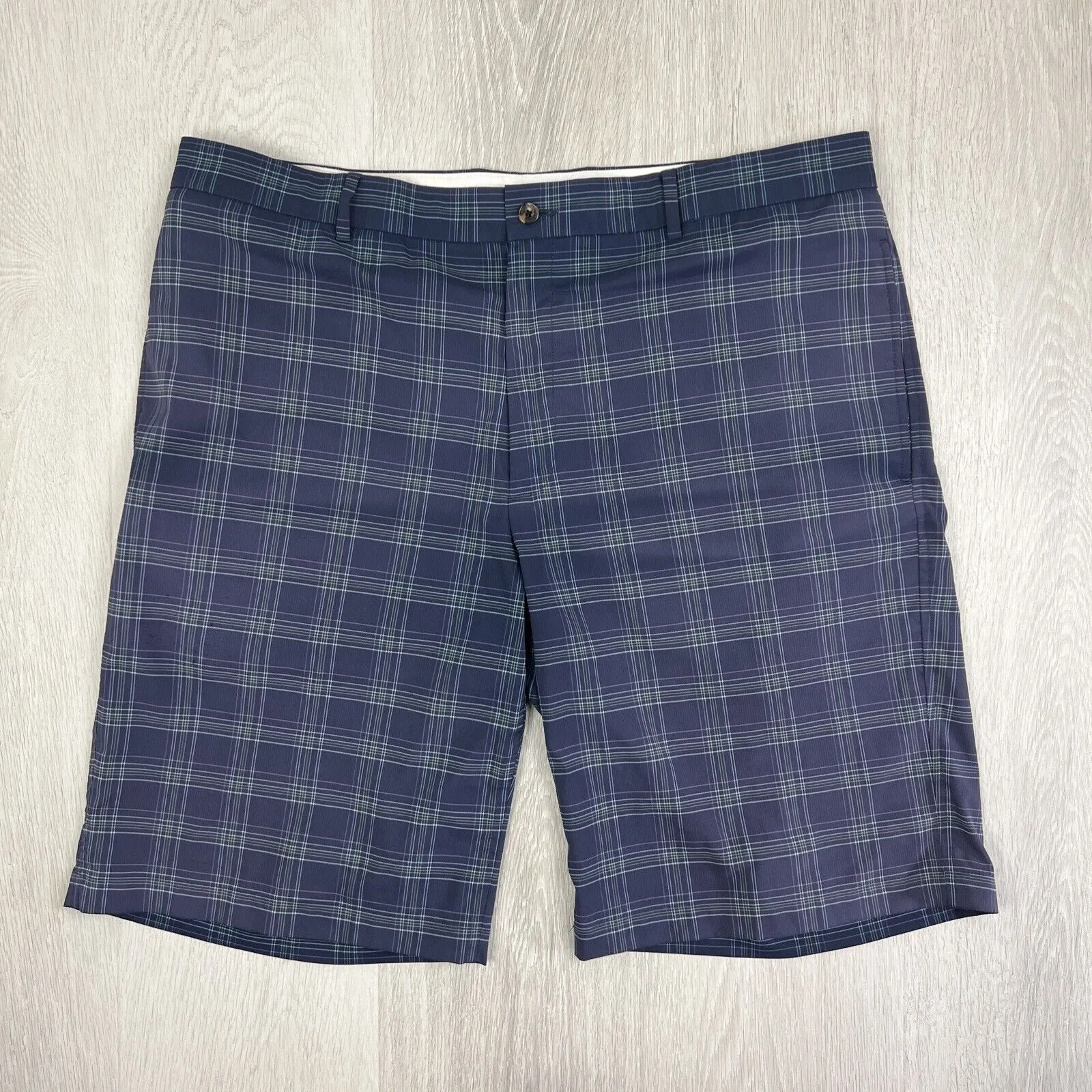 Greg Norman Mens Navy Blue Plaid Golf Shorts Size 38