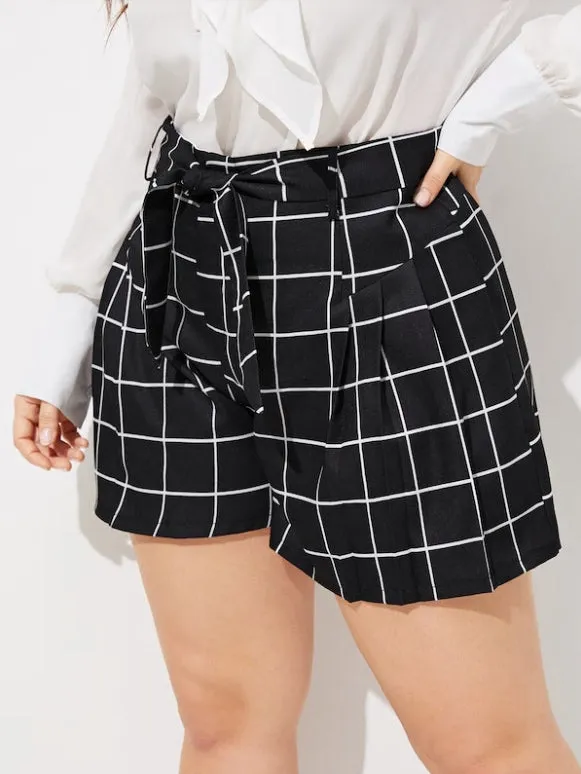 Large Size Women's Plaid Shorts