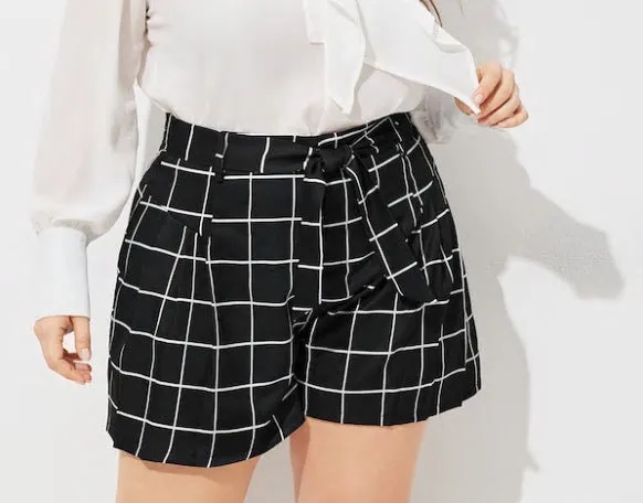 Large Size Women's Plaid Shorts