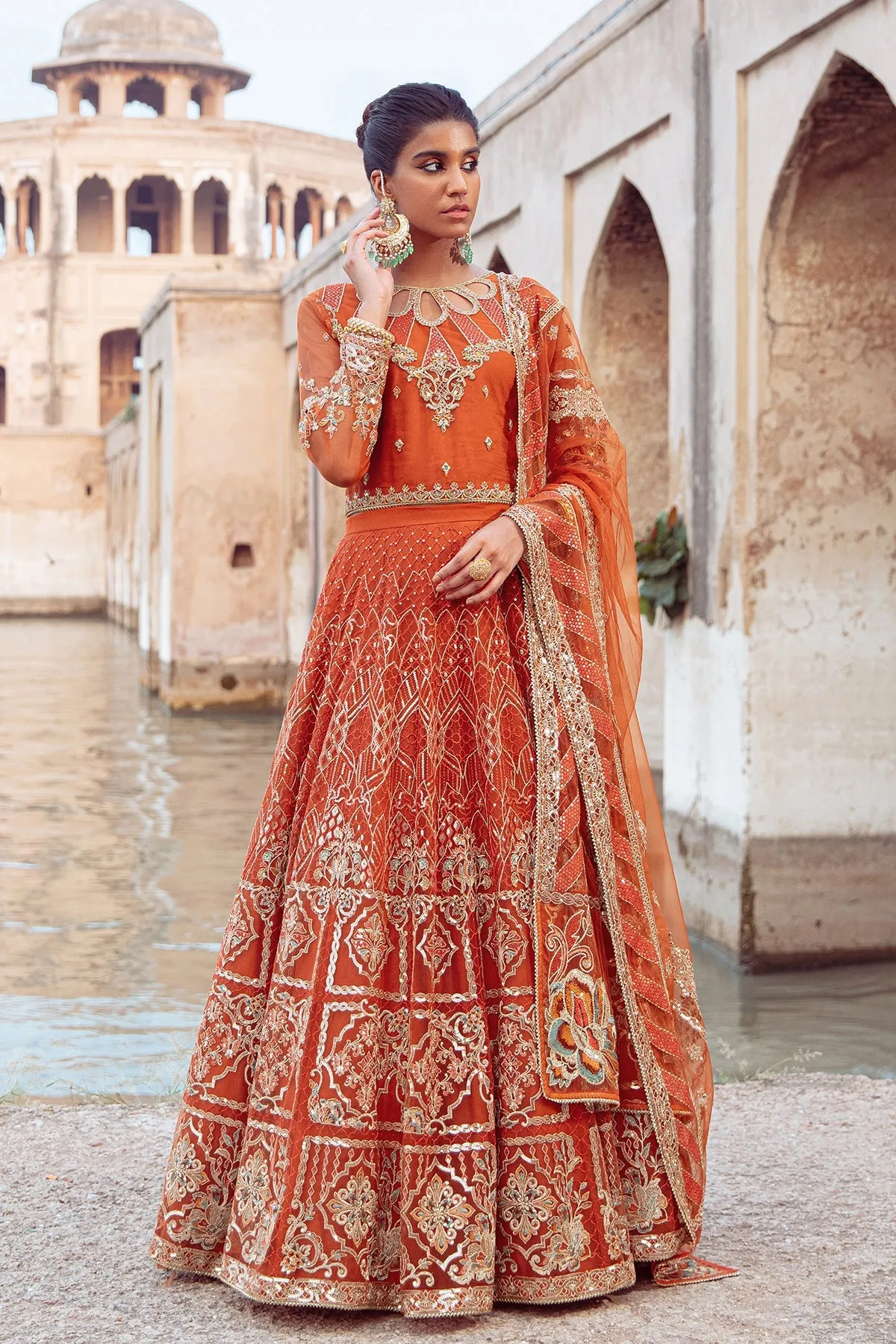 Luxury Pakistani Wedding Dress in Lehenga Choli Style in Orange Shade