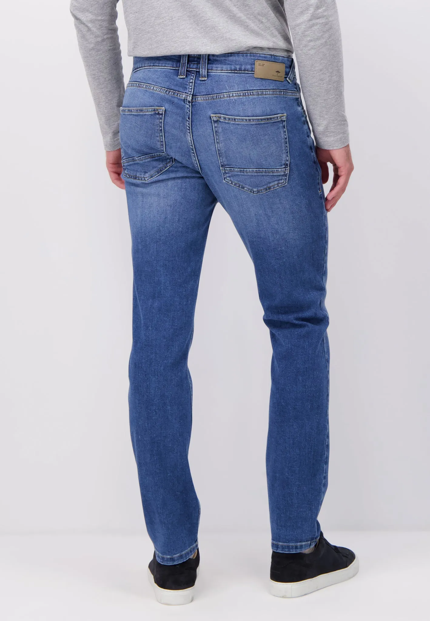 Moderne Tapered-Fit Jeans