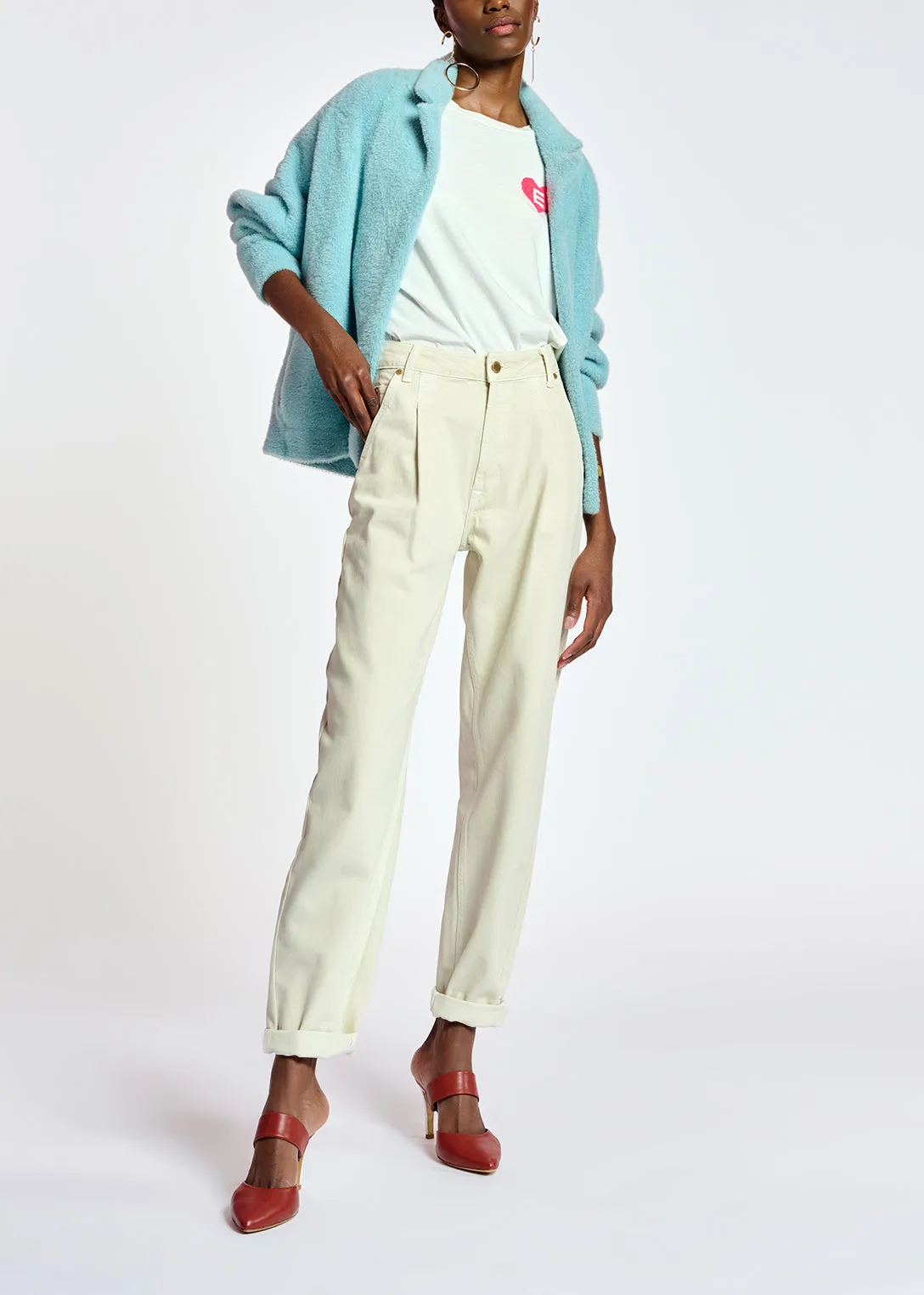 Off-white denim boyfriend jeans
