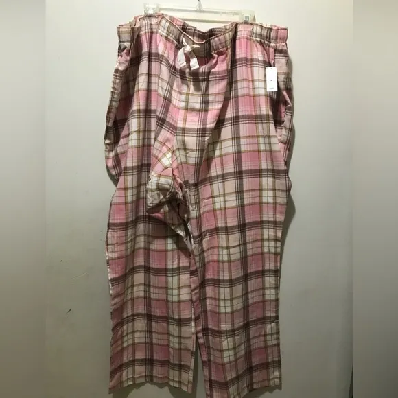 Old Navy Women’s Plaid Flannel Pajama Set.Plus size 4XL NWT