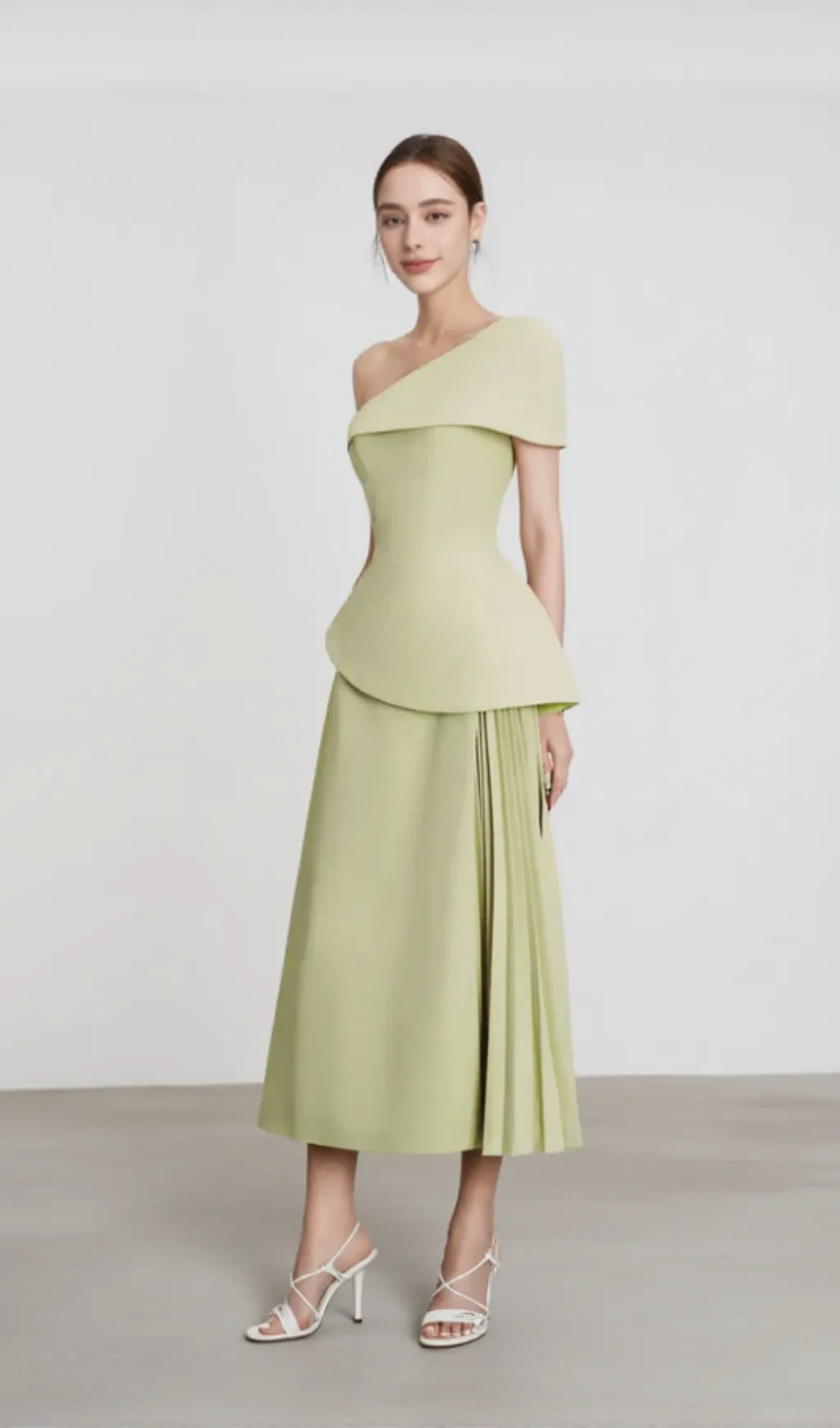 One Shoulder Top Flare Midi Skirt suit in Olive Green