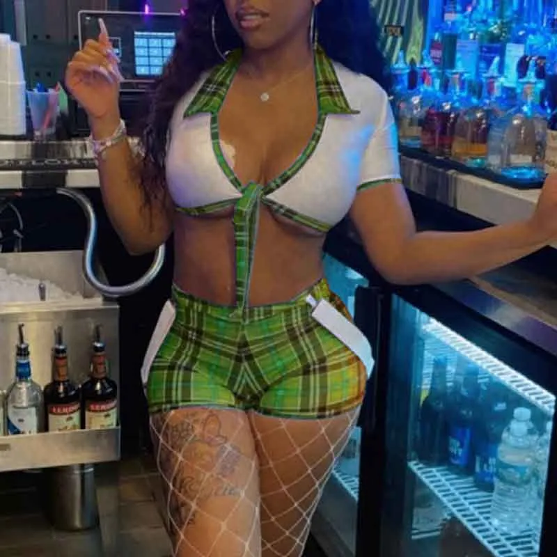 Plaid Pattern Short Sleeve Crop Top & Shorts Set