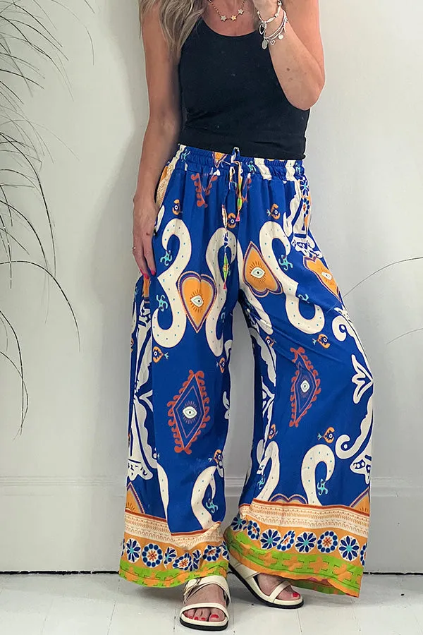 Queen of Hearts Printed Pocketed Drawstring Elastic Waist Pants