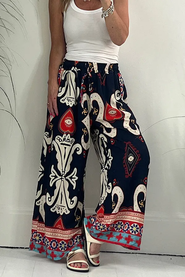 Queen of Hearts Printed Pocketed Drawstring Elastic Waist Pants