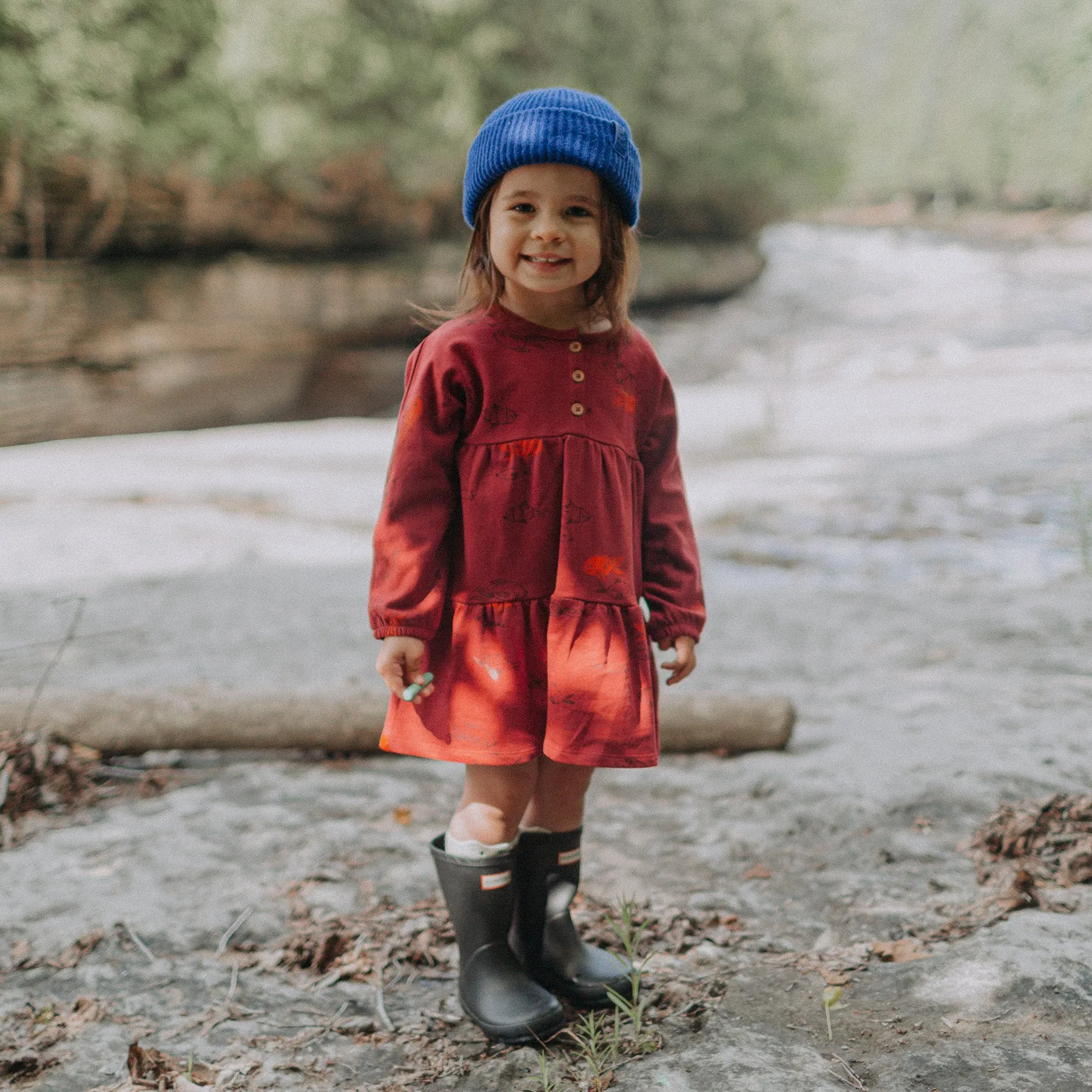 Robe rouge à volants étagés, bébé || Red dress with tiered ruffles, baby