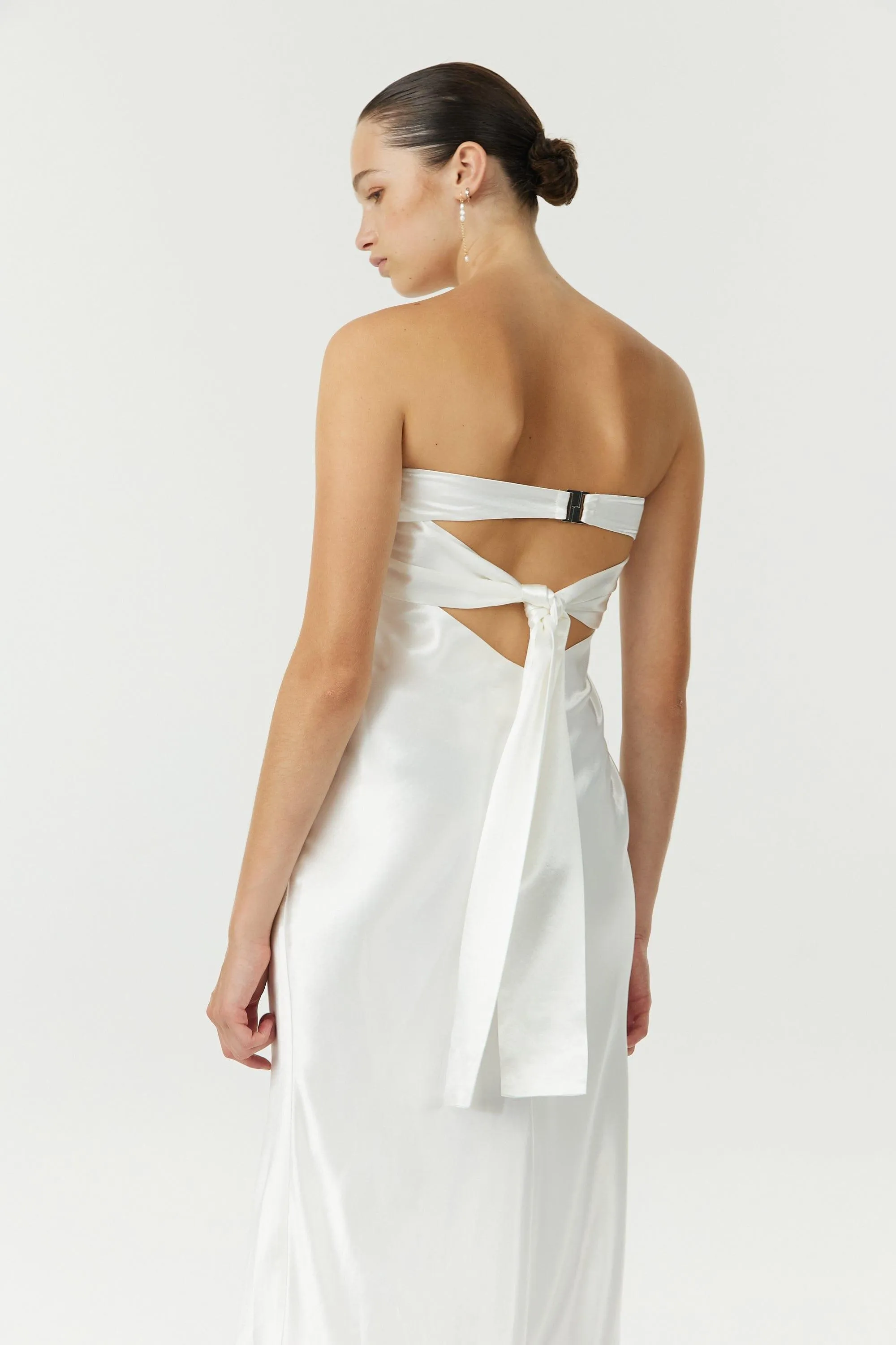 SATIN TIE BACK STRAPLESS MIDI | POWDER WHITE
