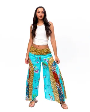 Solid Flared Multi Print Pant in Blue