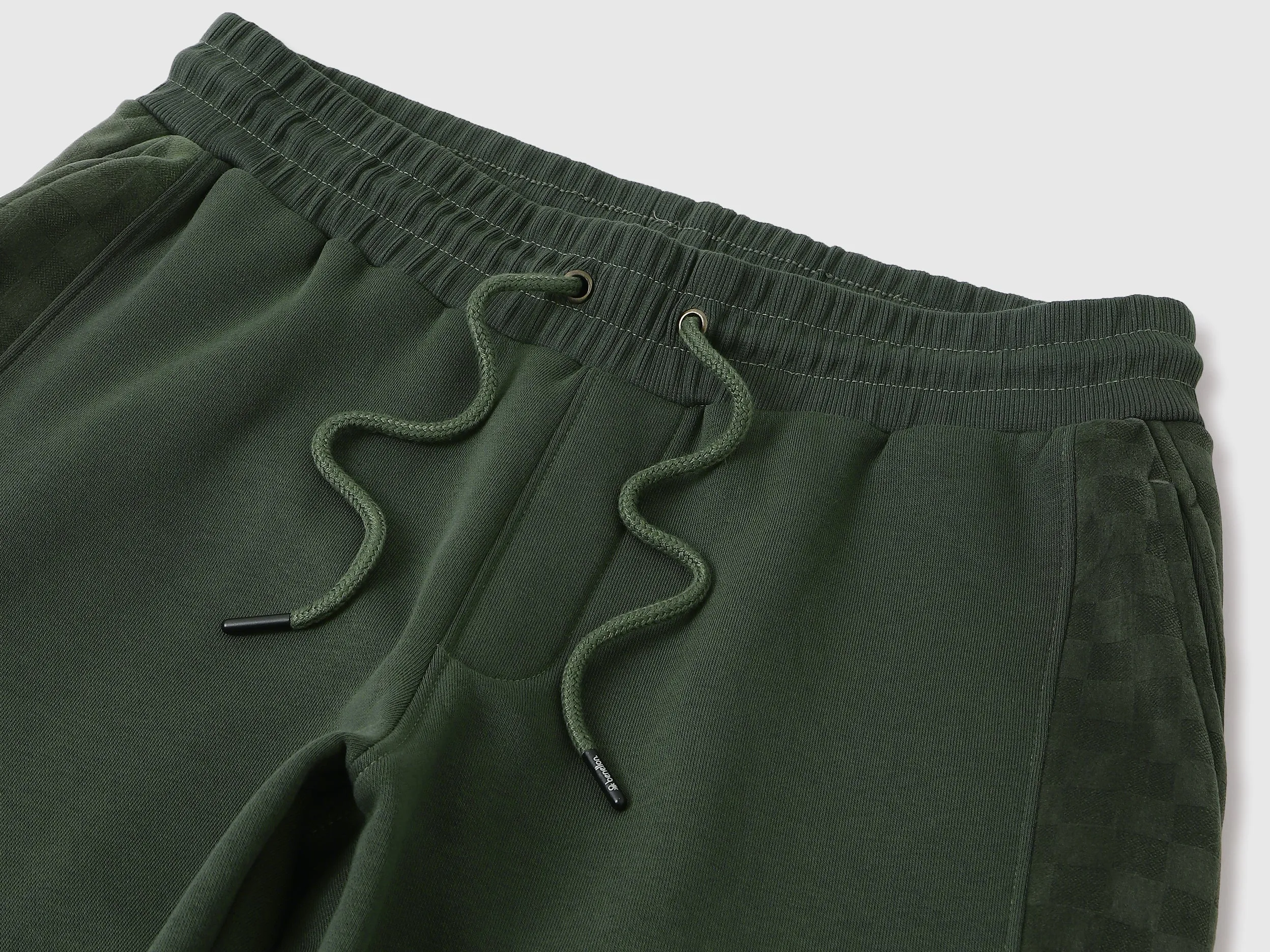 Solid Regular Fit Trackpants