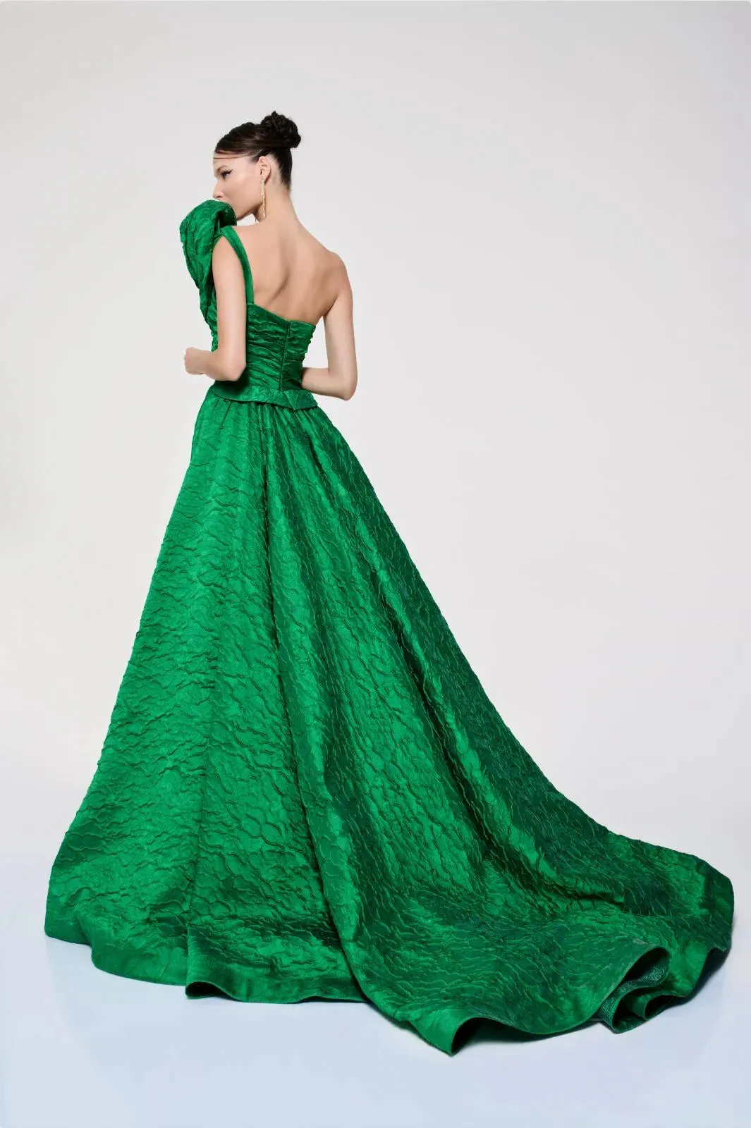 Style F02877