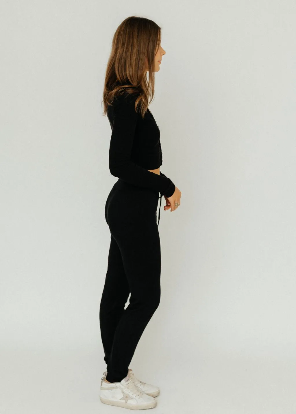 Éterne Drawstring Pant in Black