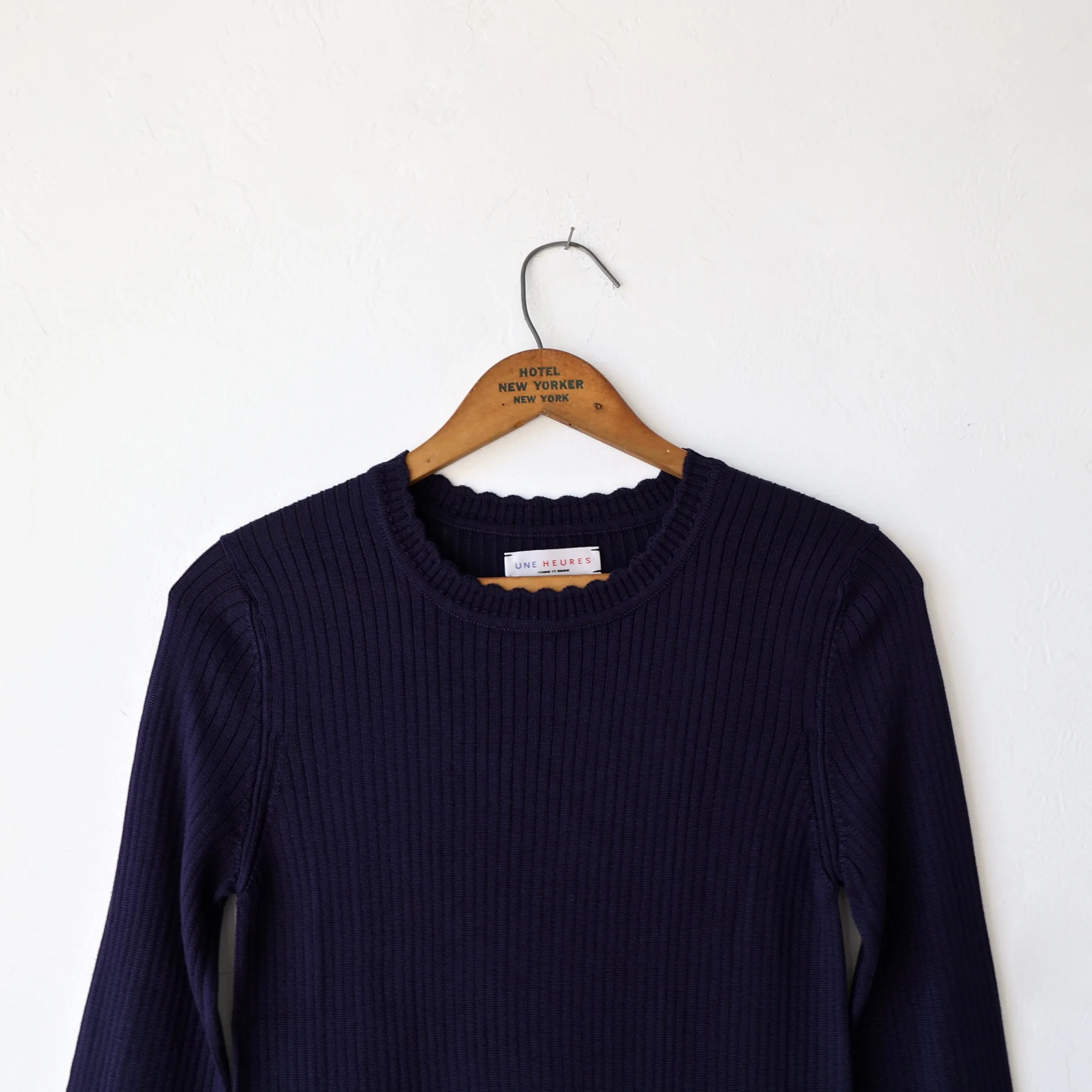 Une Heures Italian Silk Scallop Long Sleeve - Dark Navy