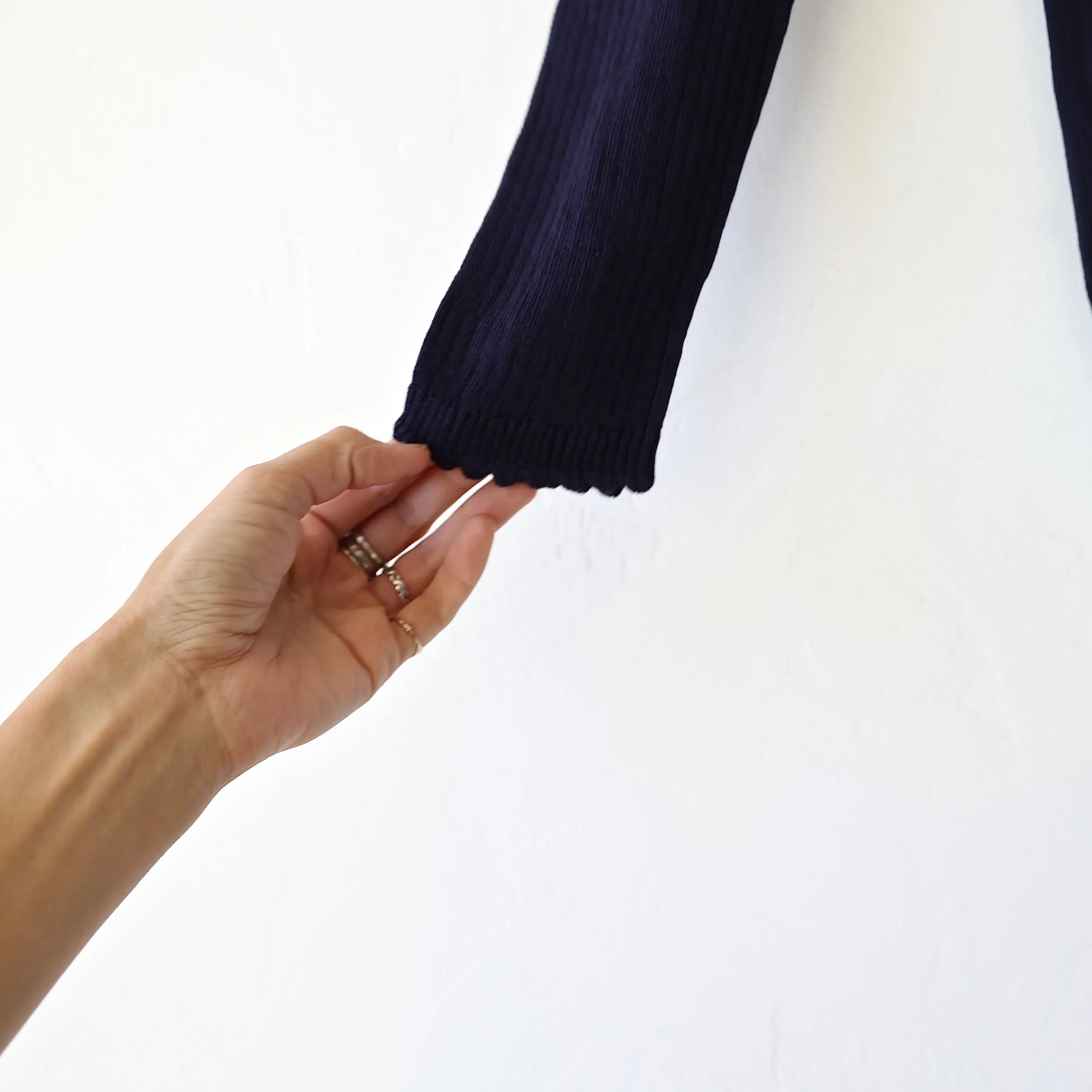 Une Heures Italian Silk Scallop Long Sleeve - Dark Navy