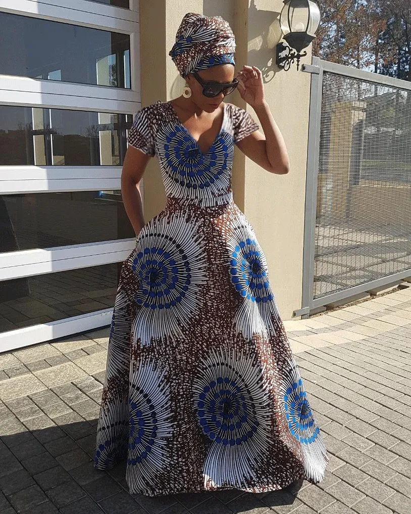 V Neck African spiral print Short Sleeve Maxi Dress