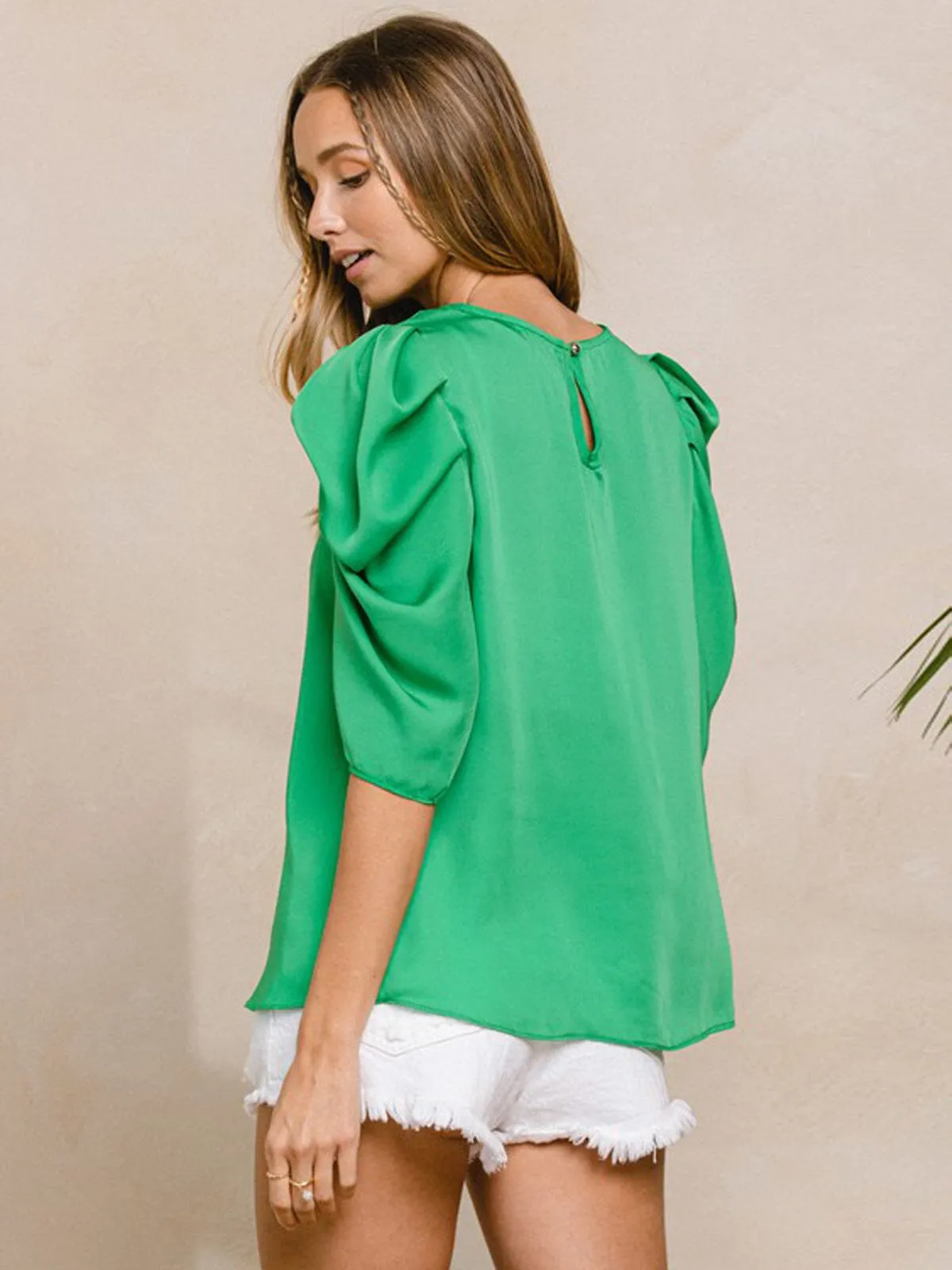 WOMEN'S 3/4 PUFF SLEEVE SOLID TOP