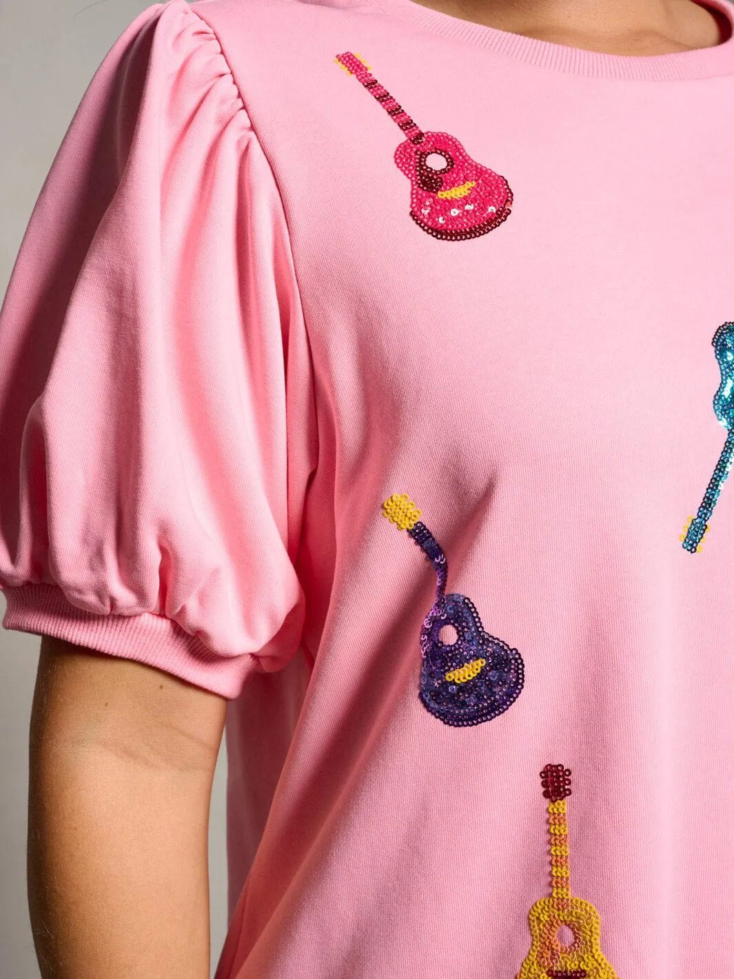 WOMEN'S SHORT PUFF SLEEVE SEQUINS GUITARS PRINT TOP