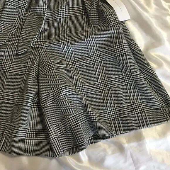 Zara Woman black and white plaid dress shorts