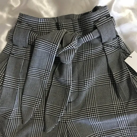 Zara Woman black and white plaid dress shorts